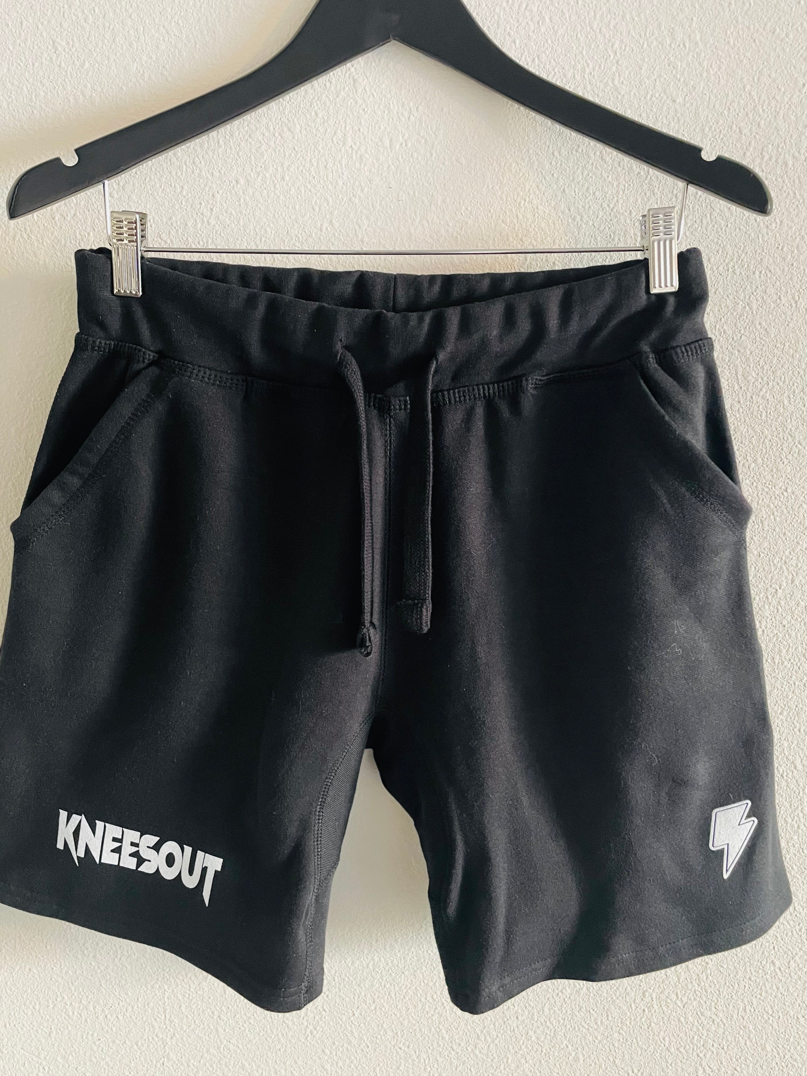 Black Kneesout Summer Shorts